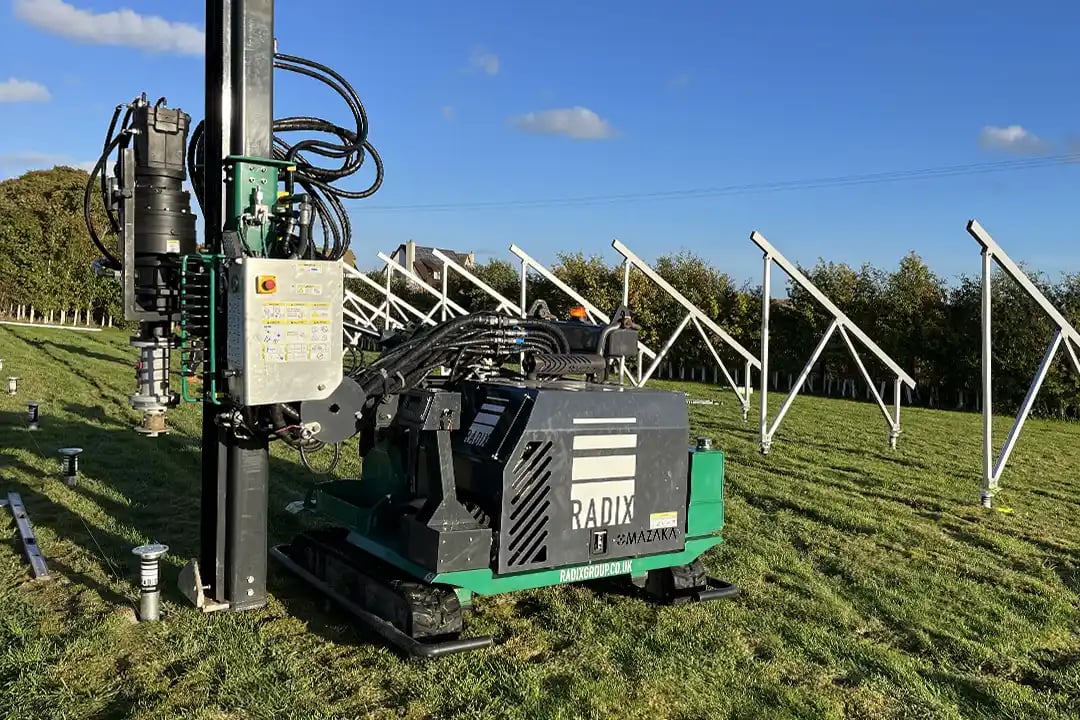 ground-mounted-solar-panels-racking-ground-screws-and-installations ground-mounted-solar-panels-racking-ground-screws-and-installations